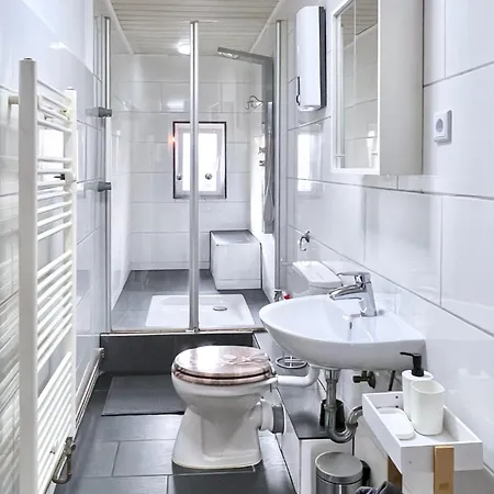 Apartament Bege Momentum